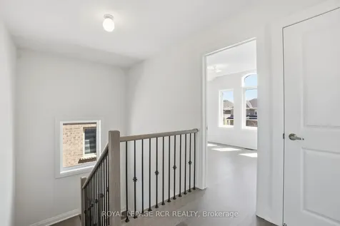 1350 Davis Loop Innisfil ON L0L 1W0