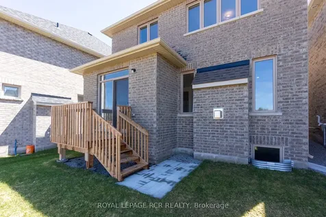 1350 Davis Loop Innisfil ON L0L 1W0