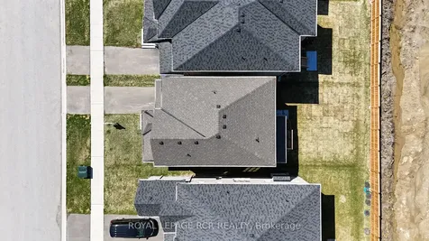 1350 Davis Loop Innisfil ON L0L 1W0