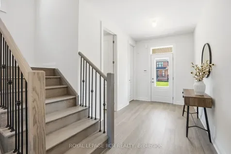 1350 Davis Loop Innisfil ON L0L 1W0