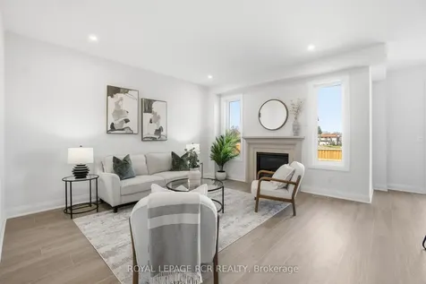 1350 Davis Loop Innisfil ON L0L 1W0