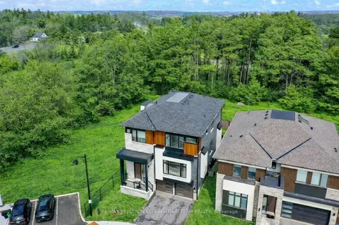 50 Royal Hill Court Aurora ON L4G 3Z7