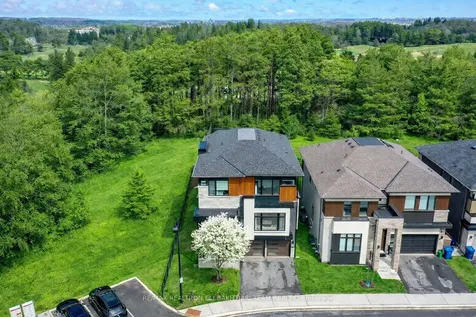50 Royal Hill Court Aurora ON L4G 3Z7