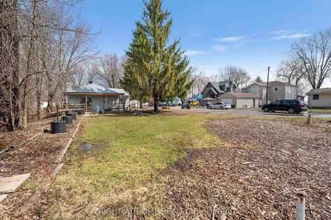 260 Beach Road Innisfil ON L0L 1R0
