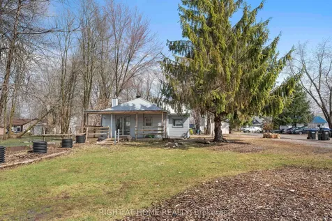 260 Beach Road Innisfil ON L0L 1R0
