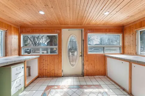 260 Beach Road Innisfil ON L0L 1R0