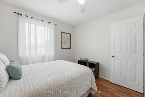 184 Silas Boulevard Georgina ON L4P 2K3