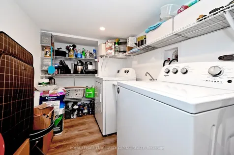 22 Walter Tunny Crescent East Gwillimbury ON L9N 0R4