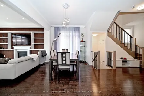 22 Walter Tunny Crescent East Gwillimbury ON L9N 0R4