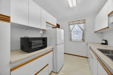 24 Drummond Street Adjala-tosorontio ON L0G 1L0