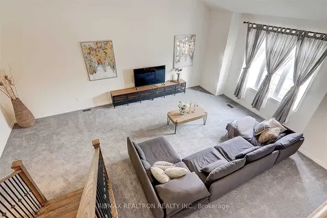 112 Connell Drive Georgina ON L4P 0K3
