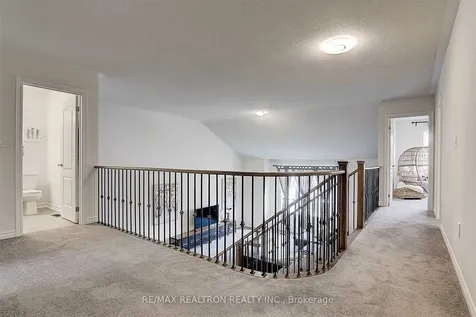 112 Connell Drive Georgina ON L4P 0K3