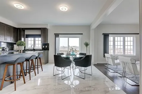 112 Connell Drive Georgina ON L4P 0K3