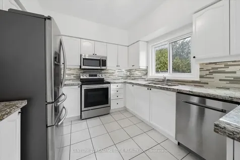161 Shaftsbury Avenue Richmond Hill ON L4C 0G2
