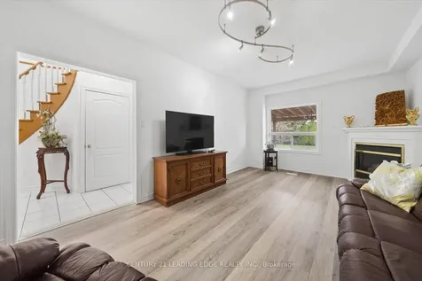 161 Shaftsbury Avenue Richmond Hill ON L4C 0G2