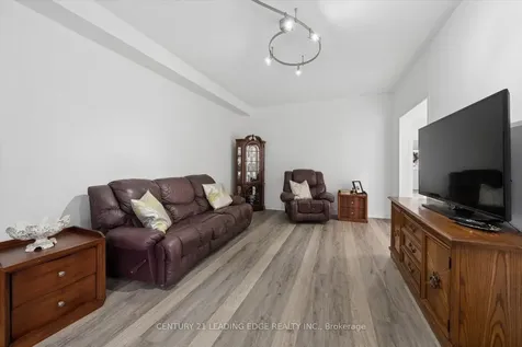 161 Shaftsbury Avenue Richmond Hill ON L4C 0G2