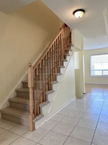 24 Crittenden Drive Georgina ON L4P 4E7