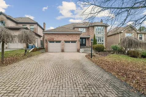 108 Cranberry Lane Aurora ON L4G 5Z3