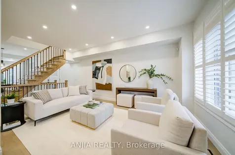 22 Kylemore Way Markham ON L6C 0J9
