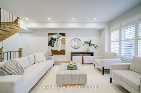 22 Kylemore Way Markham ON L6C 0J9
