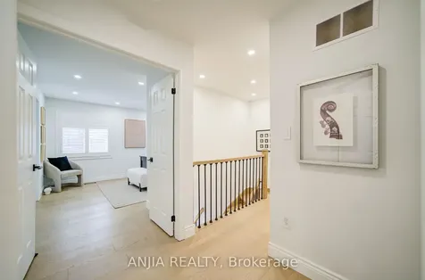 22 Kylemore Way Markham ON L6C 0J9