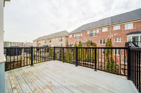 22 Kylemore Way Markham ON L6C 0J9