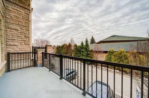 22 Kylemore Way Markham ON L6C 0J9