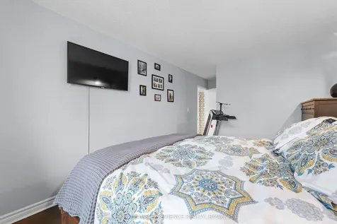 75 Weldrick Road E Richmond Hill ON L4C 0H9