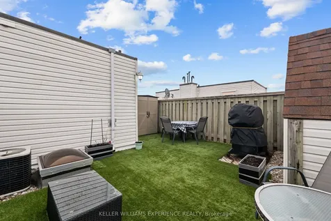 75 Weldrick Road E Richmond Hill ON L4C 0H9