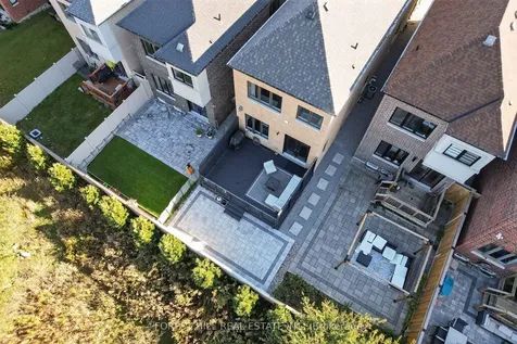 107 Hesperus Road Vaughan ON L4J 0G9