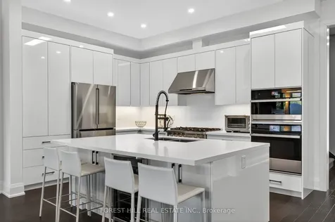107 Hesperus Road Vaughan ON L4J 0G9