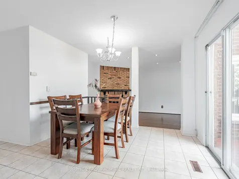 98 Rosedale Heights Drive Vaughan ON L4J 4V7