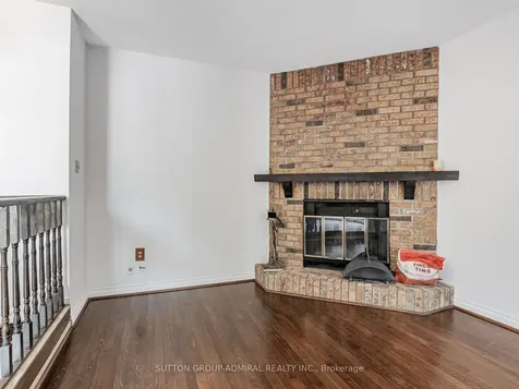 98 Rosedale Heights Drive Vaughan ON L4J 4V7