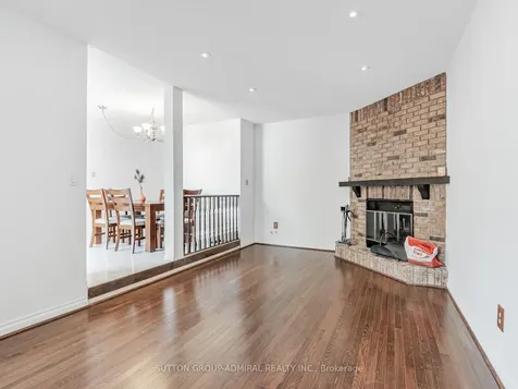 98 Rosedale Heights Drive Vaughan ON L4J 4V7