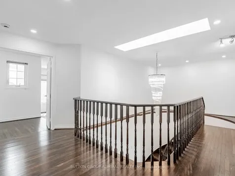98 Rosedale Heights Drive Vaughan ON L4J 4V7