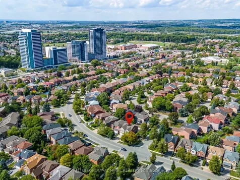 98 Rosedale Heights Drive Vaughan ON L4J 4V7
