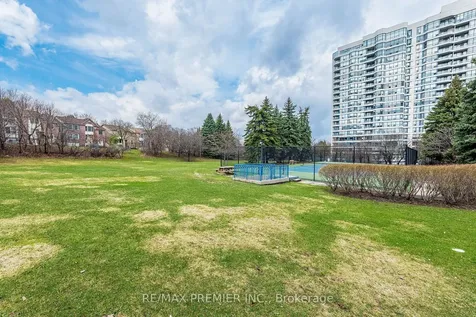 7300 Yonge Street Vaughan ON L4J 7Y5