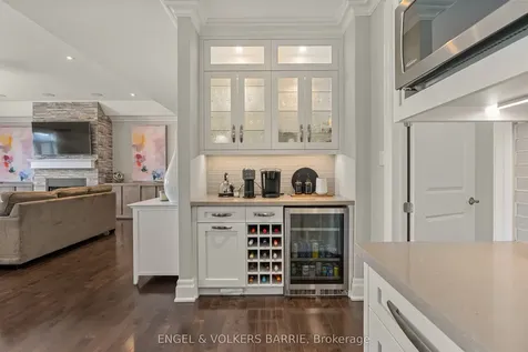 327 Sunnybrae Avenue Innisfil ON L9S 0K9