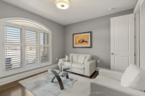 327 Sunnybrae Avenue Innisfil ON L9S 0K9