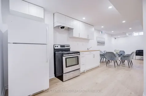 76 Derrywood Drive Vaughan ON L4K 5H6