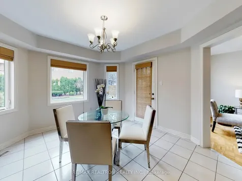 102 Havelock Gate Markham ON L3S 3P6
