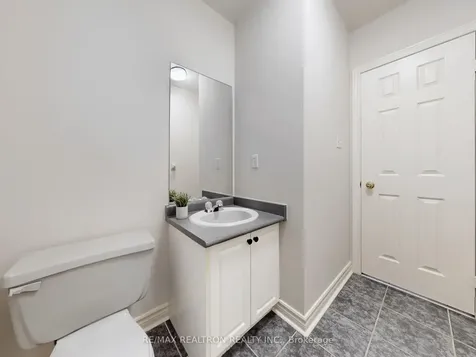 102 Havelock Gate Markham ON L3S 3P6