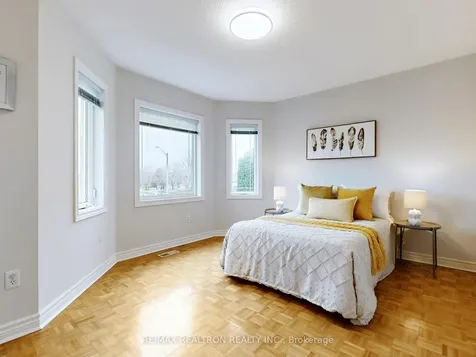 102 Havelock Gate Markham ON L3S 3P6