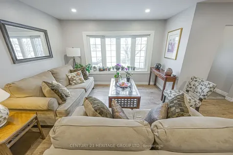1059 Gorham Street Newmarket ON L3Y 5G9