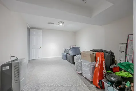 1059 Gorham Street Newmarket ON L3Y 5G9