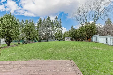 1059 Gorham Street Newmarket ON L3Y 5G9