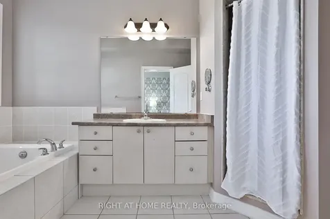 10681 Woodbine Avenue Markham ON L6C 0H4