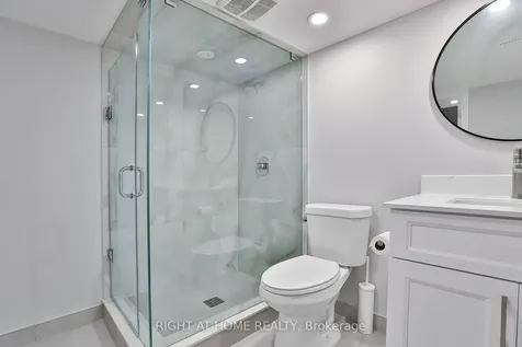 10681 Woodbine Avenue Markham ON L6C 0H4