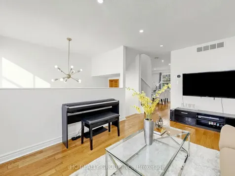 1742 John Street Markham ON L3T 1Y9