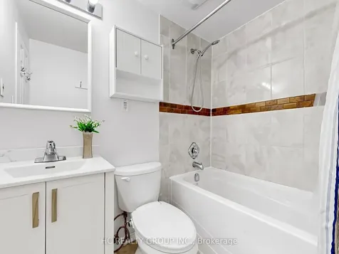1742 John Street Markham ON L3T 1Y9